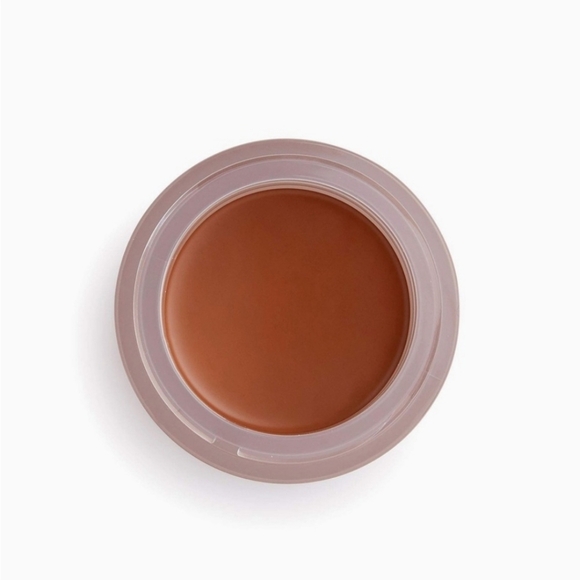 New makeup revolution ultimate coverage concealer Dark Tan - Picture 5 of 5